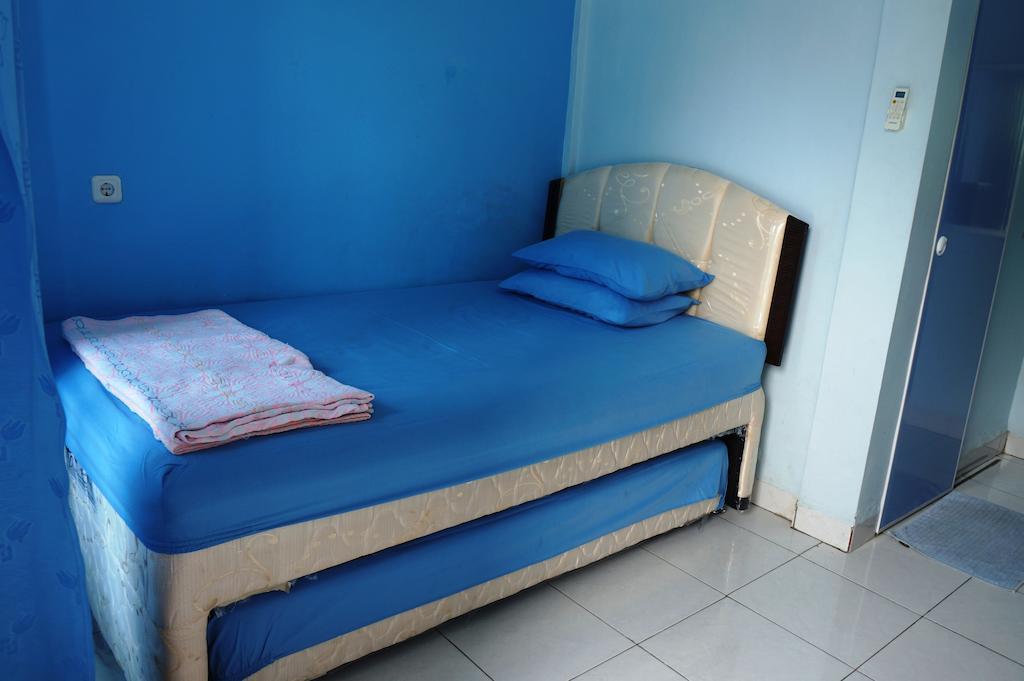 Kenari Residence Pakanbaru Rum bild