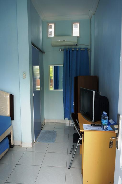 Kenari Residence Pakanbaru Rum bild